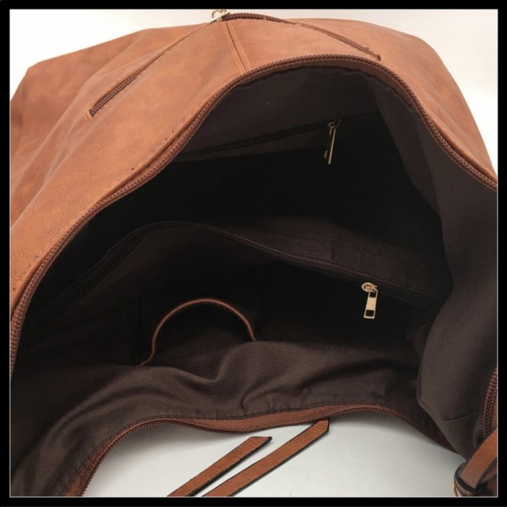 Classic Brown Vegan Leather Hobo Bag - Women - Picture 3 of 8